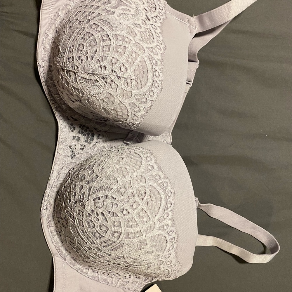 Auden Lilac 46D